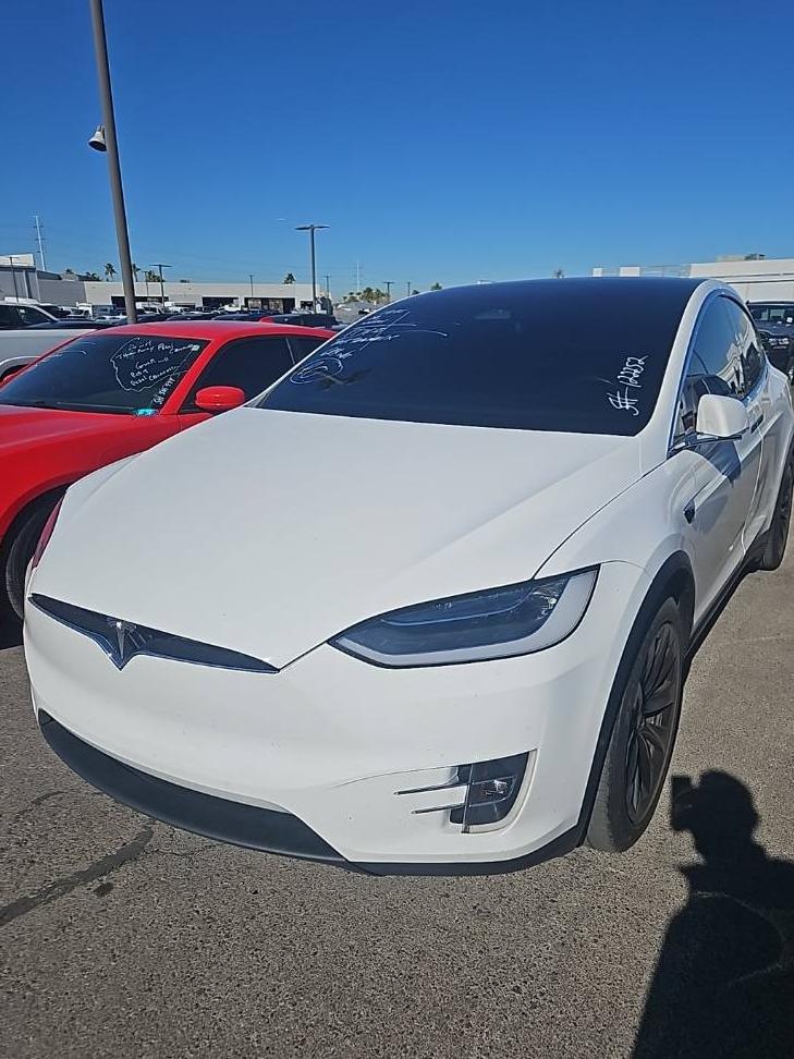 TESLA MODEL X 2018 5YJXCDE27JF122252 image